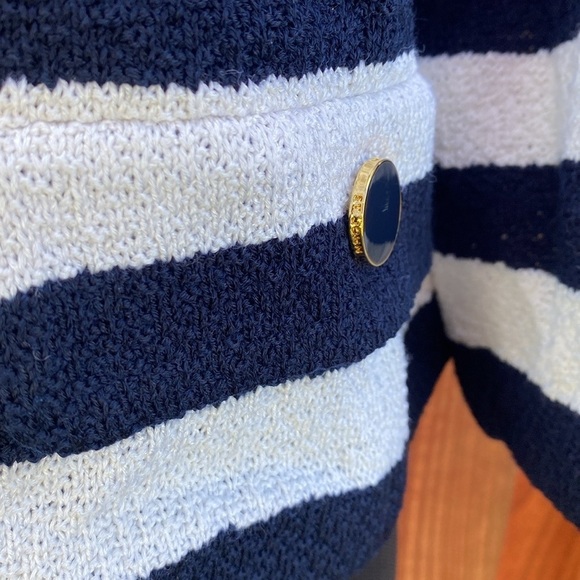 St. John Blue and White Striped Button-Up Jacket 18 - Picture 7 of 10